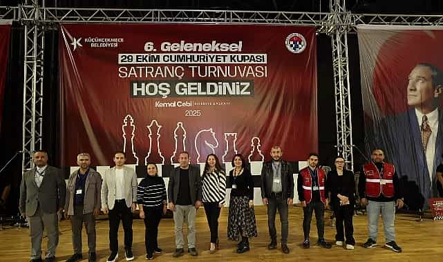 6 geleneksel 29 ekim cumhuriyet kupasi satranc turnuvasi duzenlendi