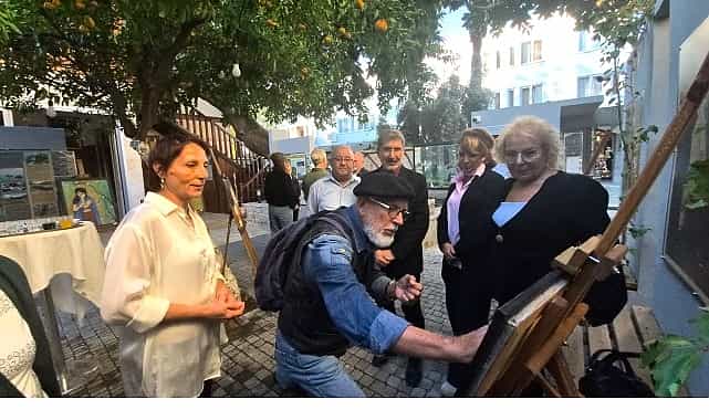 baskan topaloglu resim sergisine katildi