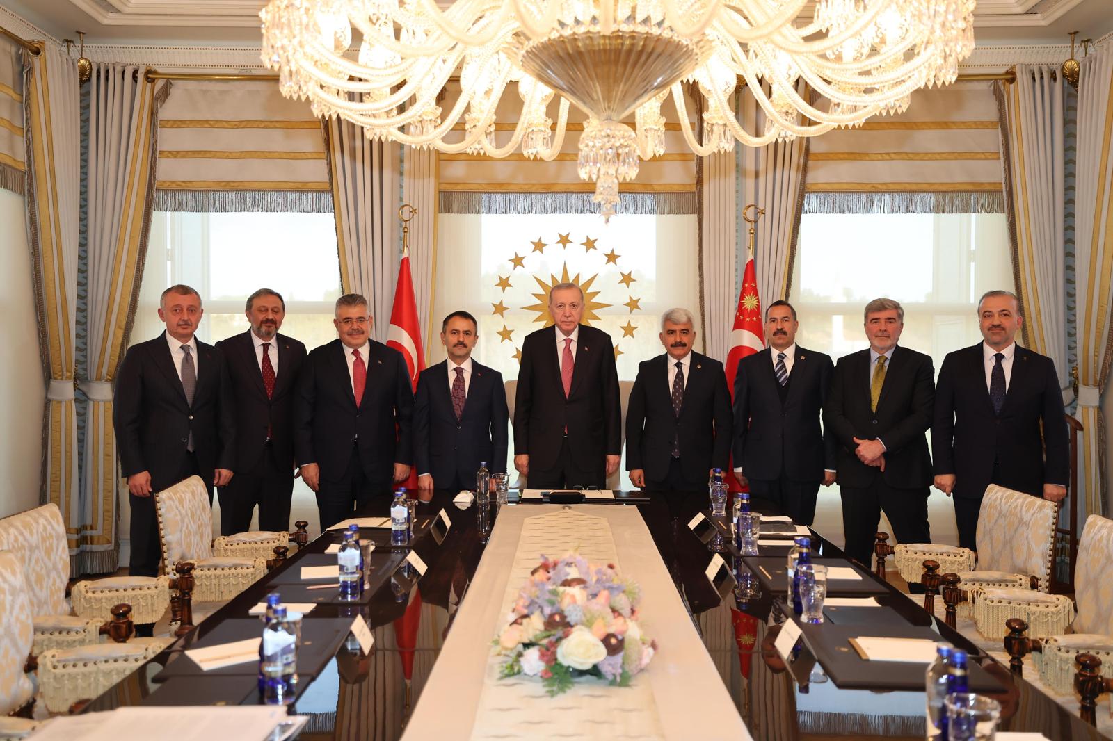 Cumhurbaşkanı Erdoğan, Kocaeli Heyetini Kabul Etti 1 1000004318