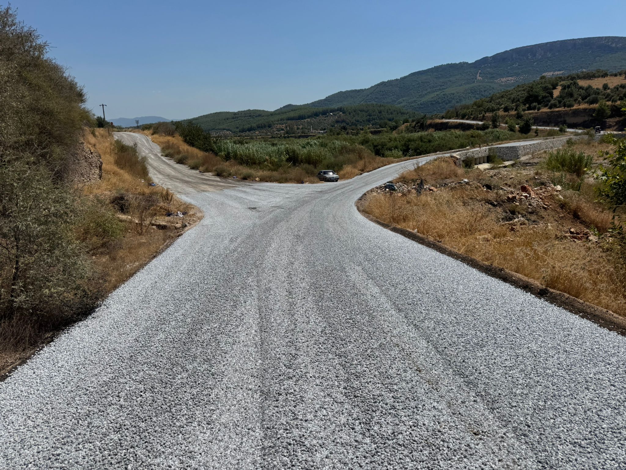 Milas Belediyesi’nden Kırsal Mahallelere Konforlu Yol Hizmeti 1 WhatsApp Image 2025 08 21 at 14.07.33 2