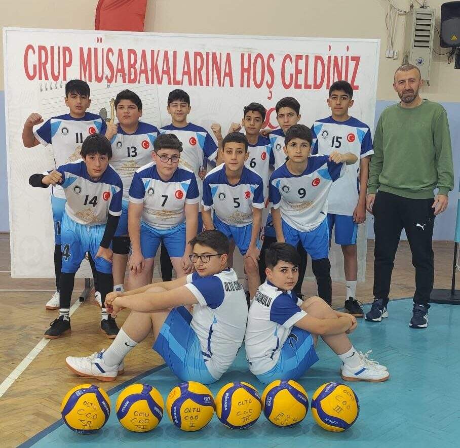 Oltulu Voleybolcular Türkiye Yarı Finallerine Yükseldi 1 WhatsApp Image 2026 01 09 at 10.19.30 e1767946233563