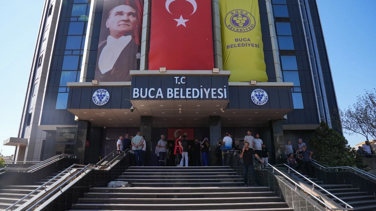 Buca Belediyesi’nde Rüşvet ve Usulsüz Ruhsat Operasyonu: 25 Gözaltı 1 buca.webp