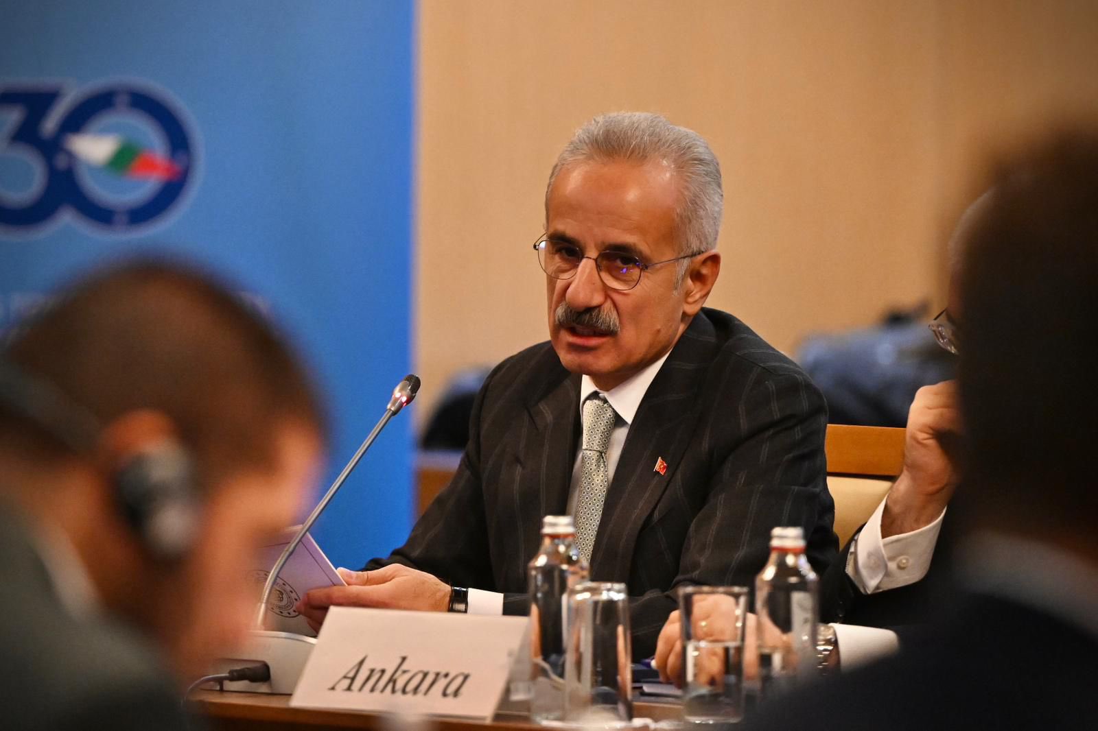 Bakan Uraloğlu: 2025 Yılında 634 Deniz Arama Kurtarma Operasyonu Gerçekleştirildi 1 BAKAN URALOGLU SEECP KATILIM ULKELERINI 965725 286812