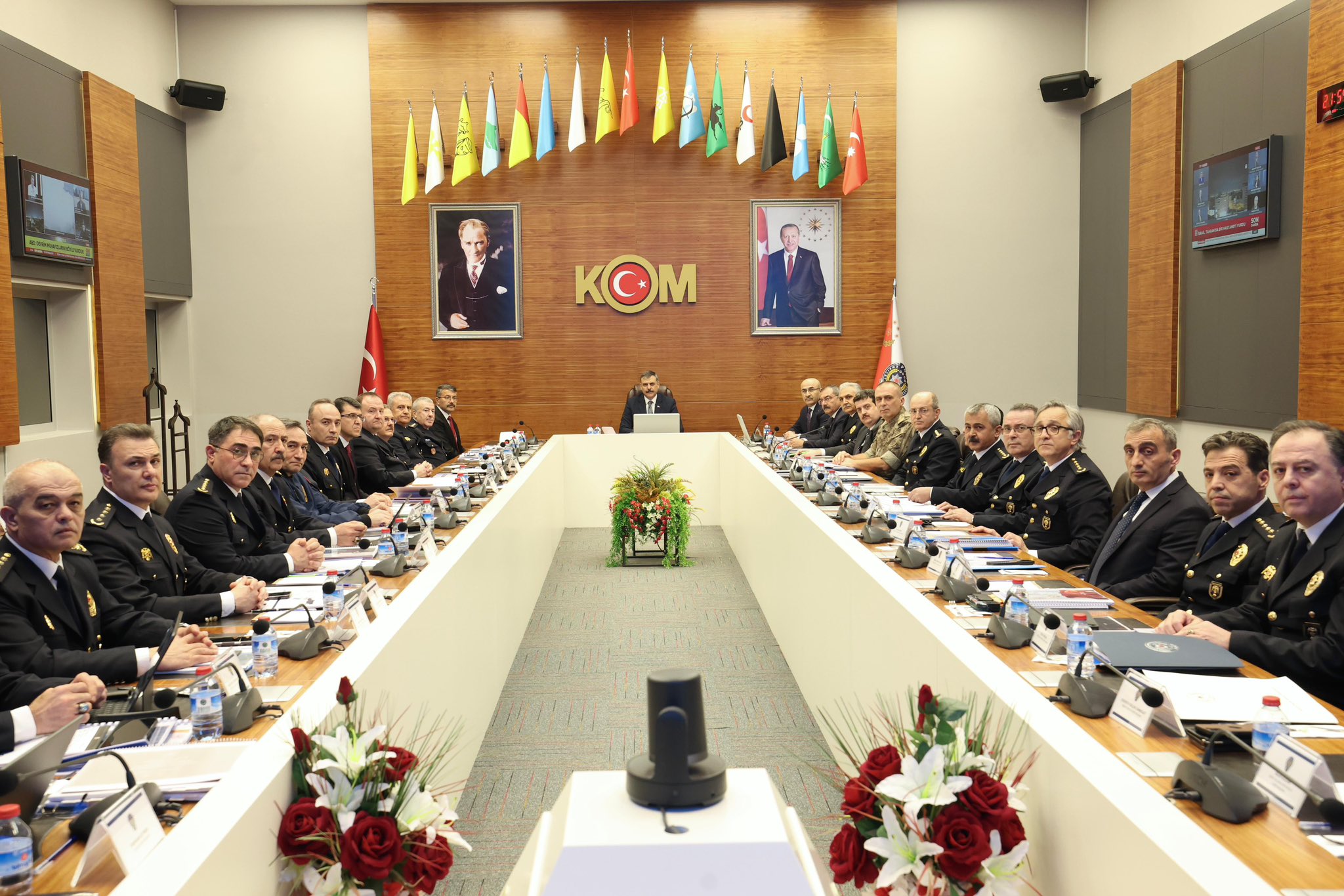 kom1