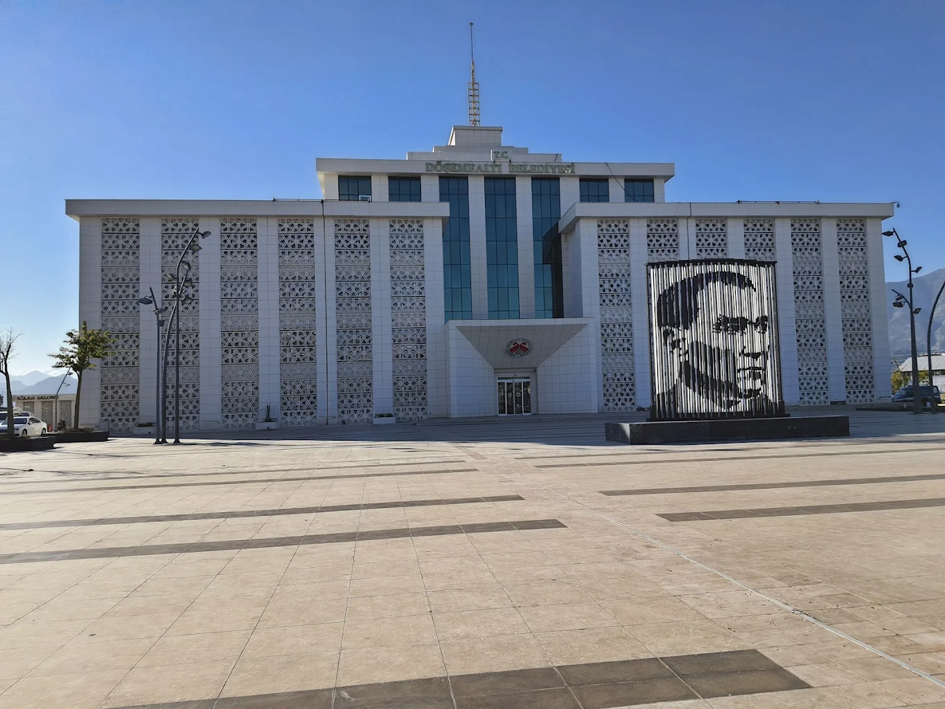 Döşemealtı Belediyesi’nde 125 Milyon TL’lik Yolsuzluk Operasyonu: Eski Başkan Turgay Genç Hakkında Gözaltı Kararı 1 unnamed 3.webp