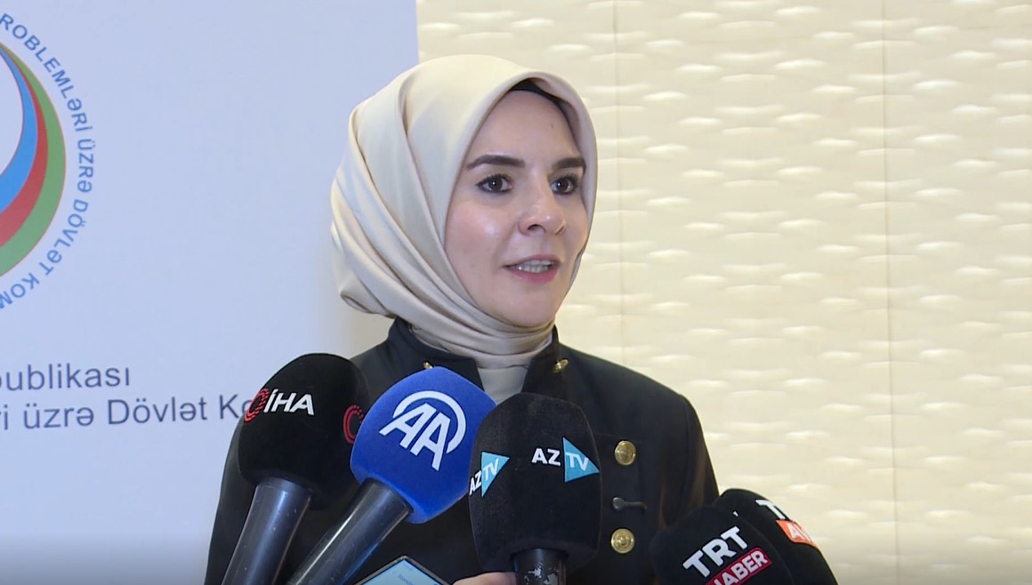 Bakan Göktaş: “Kadınları Dijital Çağda Sadece Veri Tüketen Değil, Veri Üreten Bireyler Olarak Güçlendiriyoruz” 1 BAKAN GOKTAS SURDURULEBILIR KALKINMADA 1260715 375151