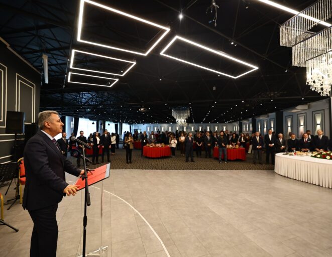 HF8ezh4bYAAwlgL scaled