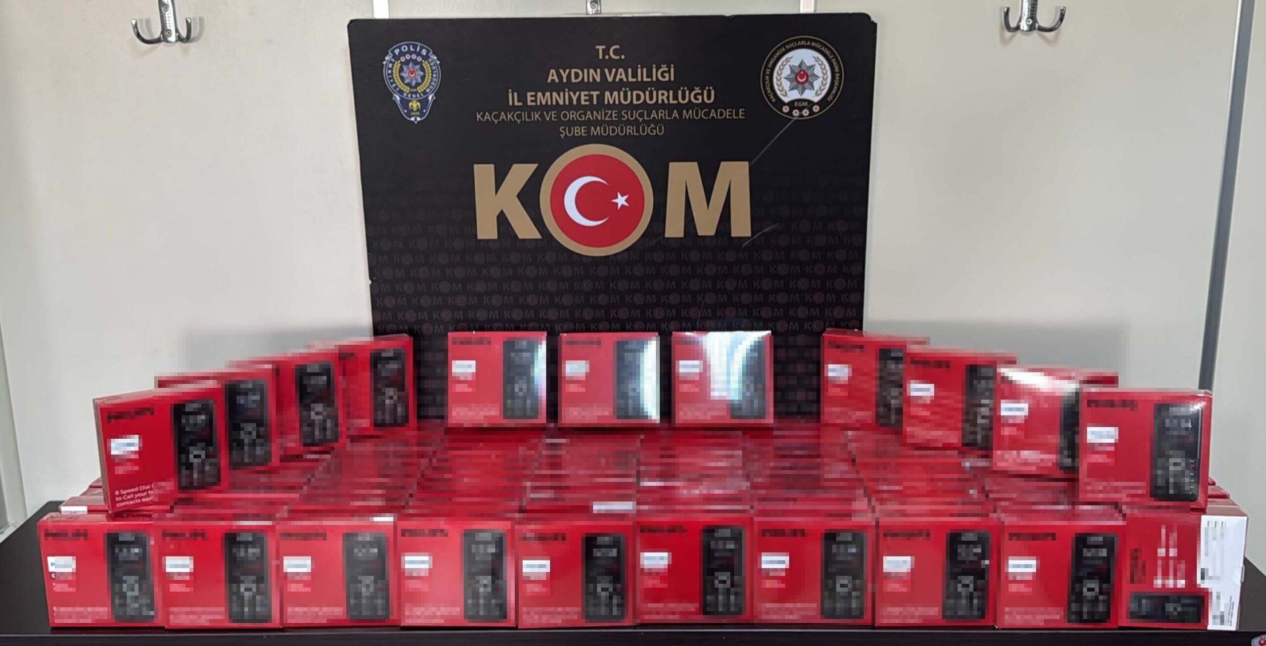 AYDINDA IMEI KAYITSIZ 100 CEP TELEFONU 1329433 394938 scaled
