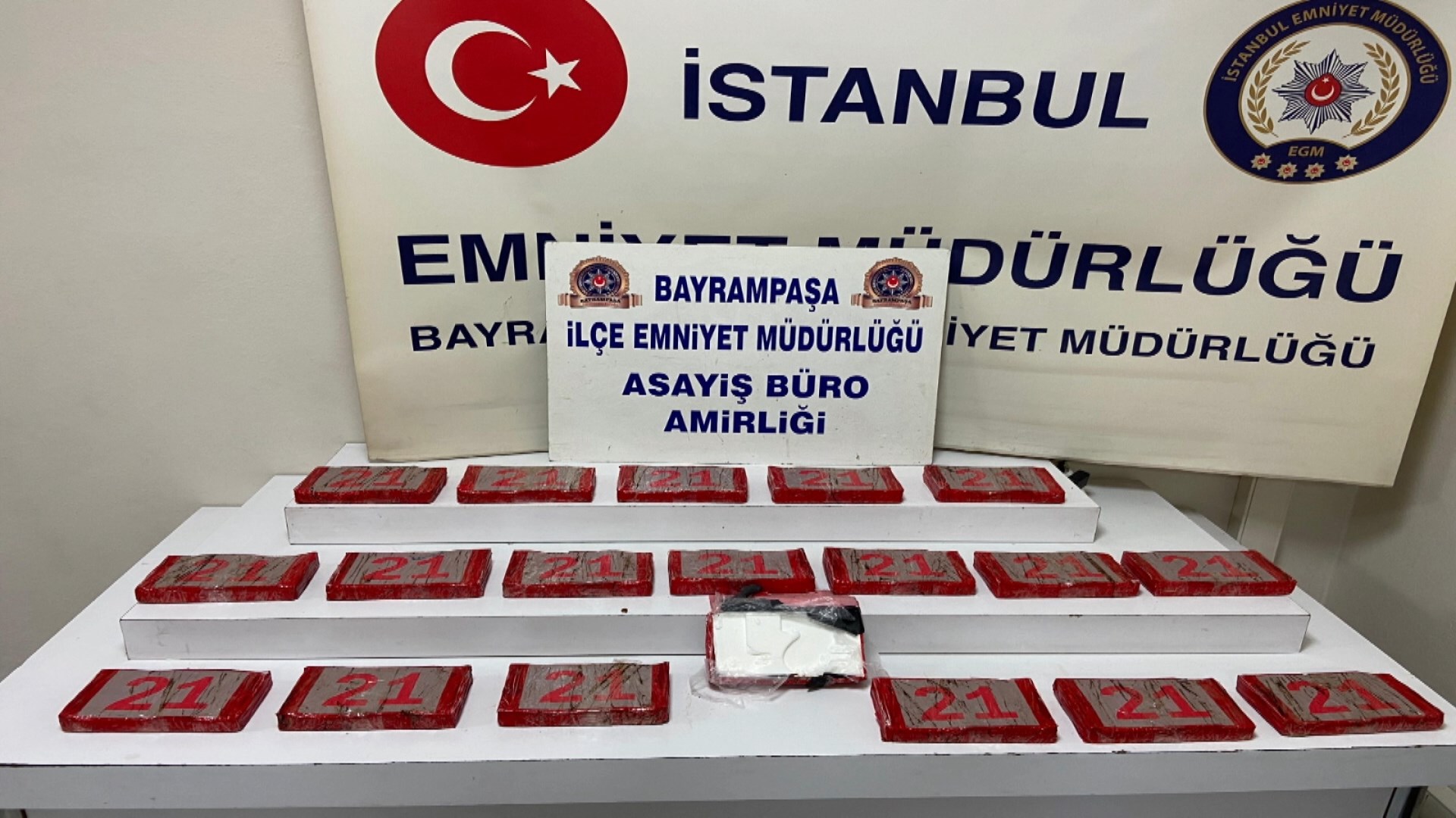 BAYRAMPASADA UYUSTURUCU OPERASYONU OTO 1351289 401246