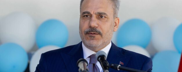 DISISLERI BAKANI FIDAN BULGARISTANDA 1355452 402456 scaled