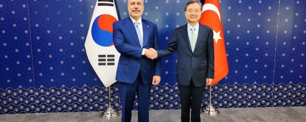 DISISLERI BAKANI FIDAN GUNEY KOREDE 1343809 399118
