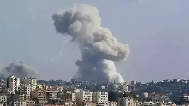 Lübnan’da İsrail Saldırılarında Can Kaybı 4 Bin 304’e Yükseldi 1 ISRAILDEN LUBNANA IHA SALDIRISI 3 OLU 1080382 320663
