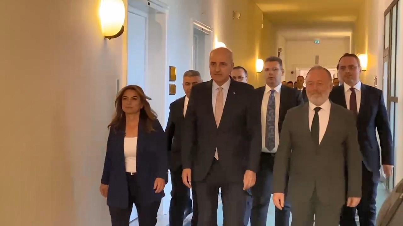 TBMM BASKANI KURTULMUS DEM PARTIYI ZIY 1421890 422612