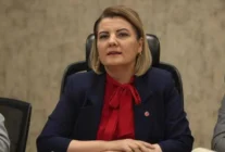 fatma kaplan hurriyet kimdir gozaltina alinan izmit belediye baskani fatma kaplan hurriyet in hayati