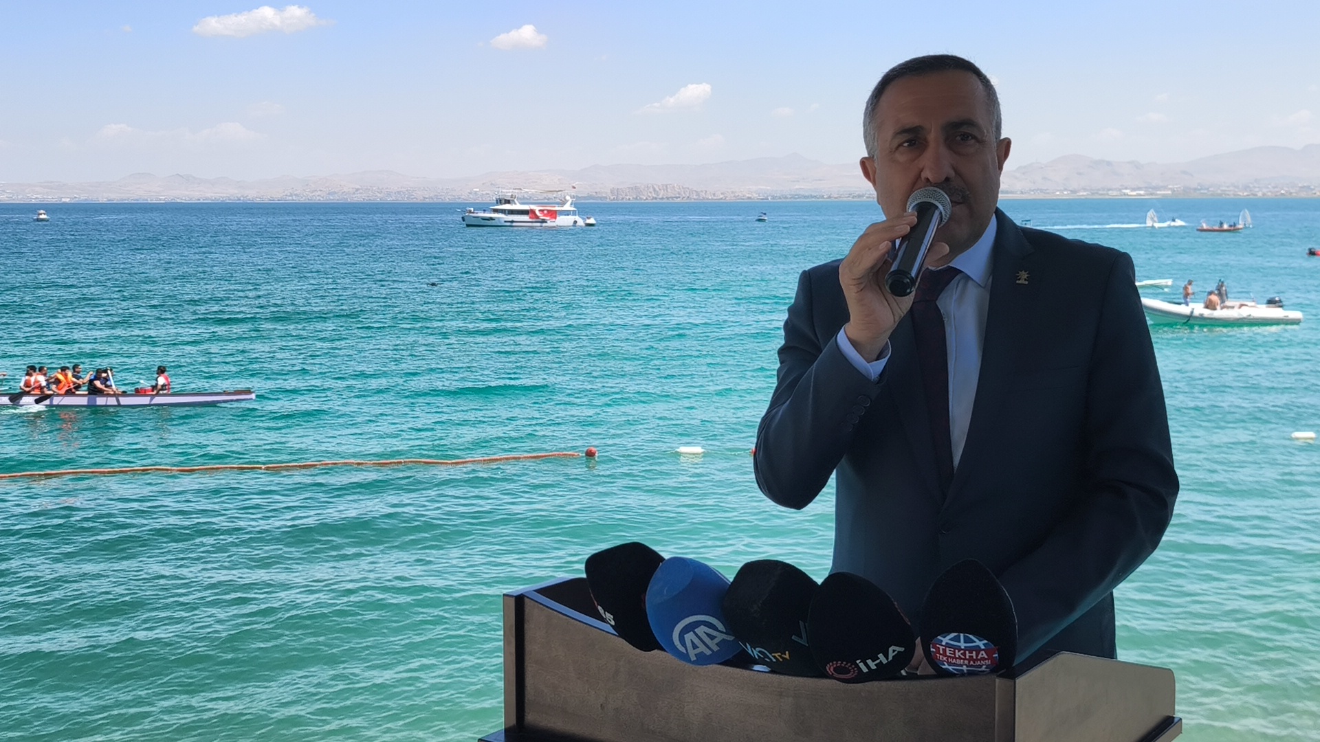 Van Gölü’nde Su Sporları Festivali Başladı: Abdulahat Arvas’tan “Terörsüz Türkiye” Vurgusu 1 1786181698063 013655