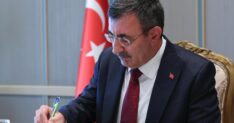 CEVDET YILMAZ KARADENIZDE GUVENLI SEYR 1472152 438035