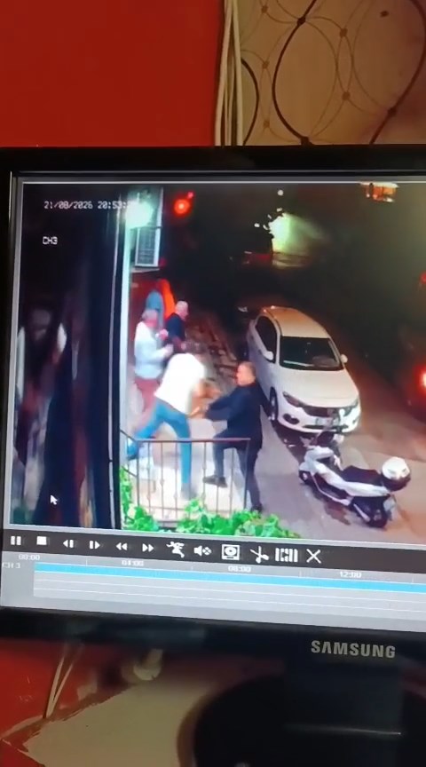 Gaziosmanpaşa’da Akraba Kurşunu: Oyun Salonundaki Saldırgan Tutuklandı 1 GAZIOSMANPASADA OYUN SALONUNA SILAHLI S 1478893 440086