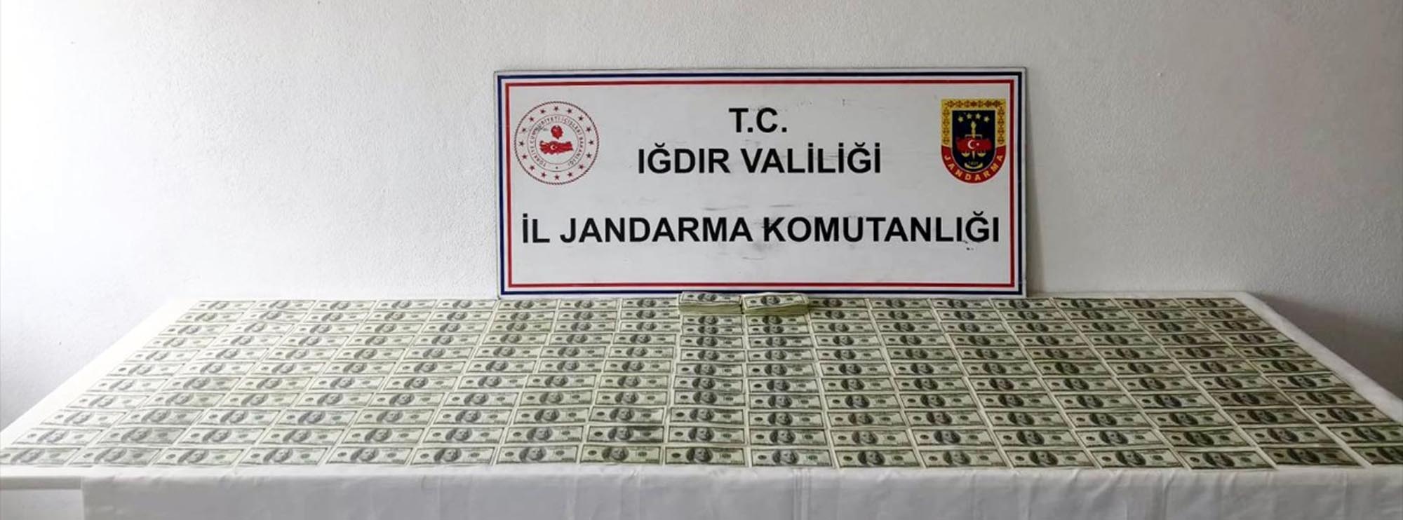 IGDIRDA 524 ADET SAHTE 100 DOLARLIK BAN 1464434 435720