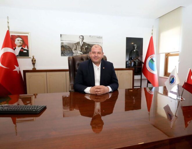MENDERES BELEDIYE BASKANI CICEK DAHIL 16 1446888 430354 scaled