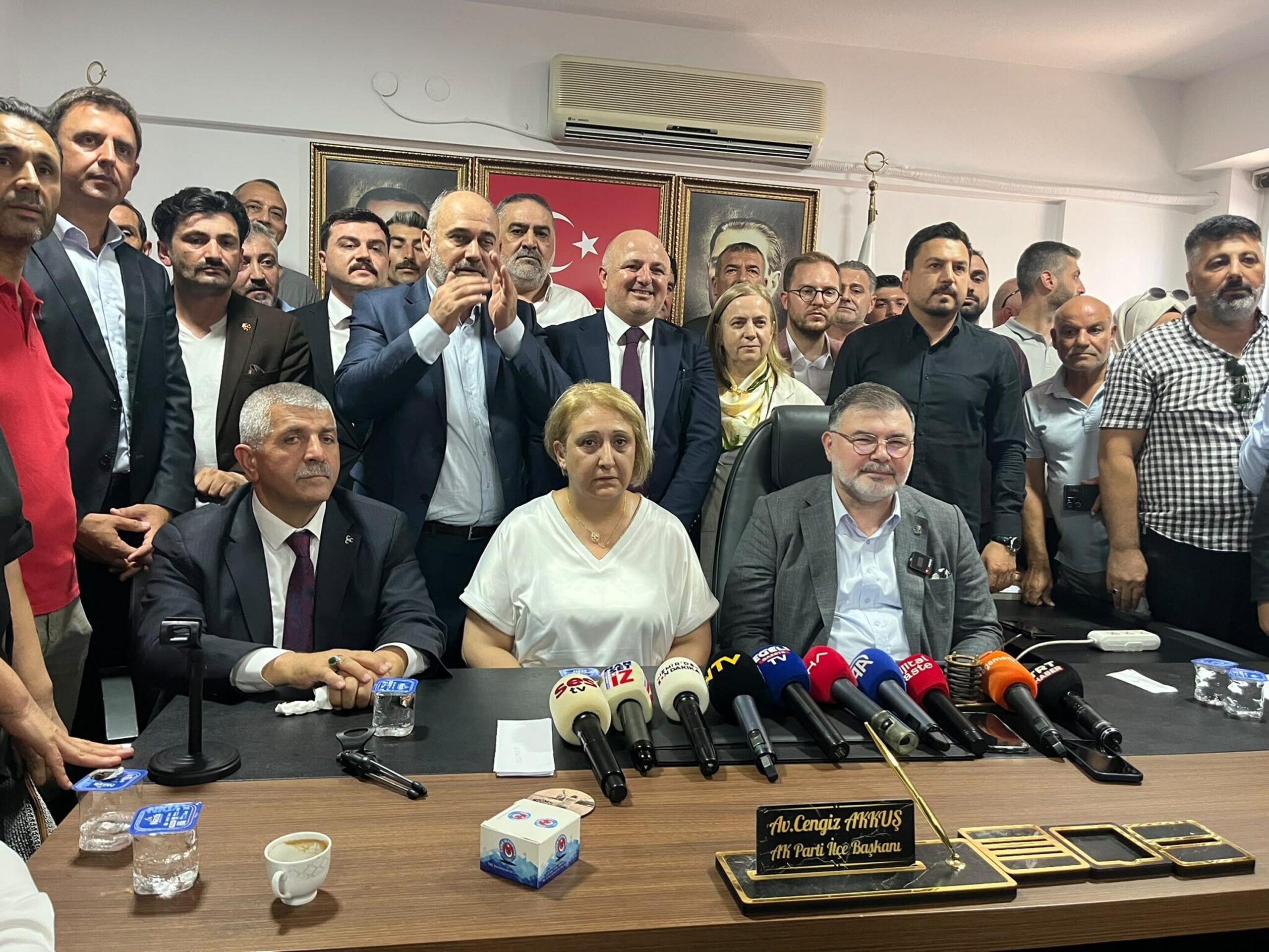 Menderes Belediyesi’nde Başkan Vekili Seçimi Tamamlandı: Yeni Başkan Vekili Asuman Şen Oldu 1 MENDERES BELEDIYESI BASKAN VEKILI CUMHU 1461969 434966 scaled