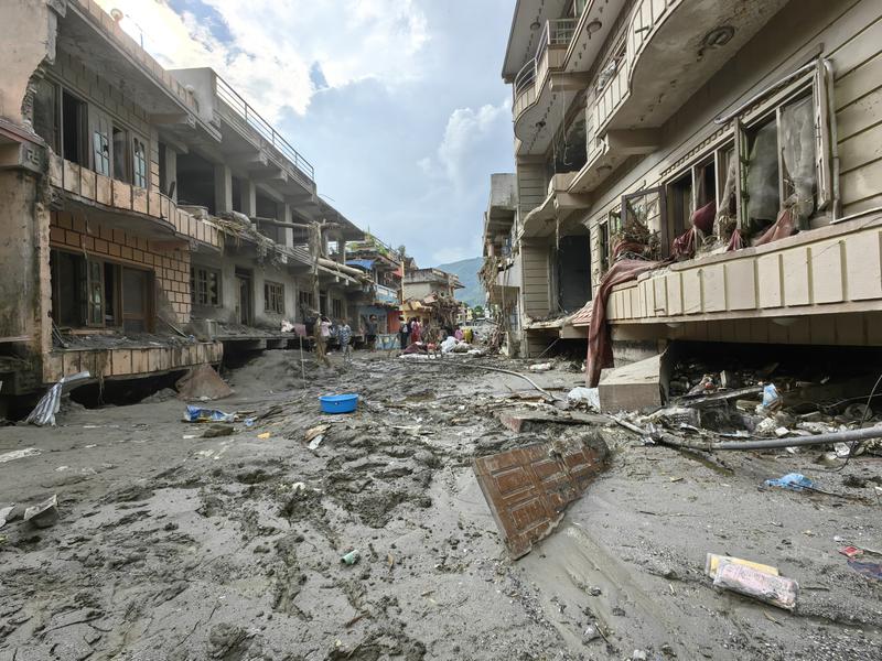 NEPALDEKI SELDE HAYATINI KAYBEDENLERIN 1482278 441006