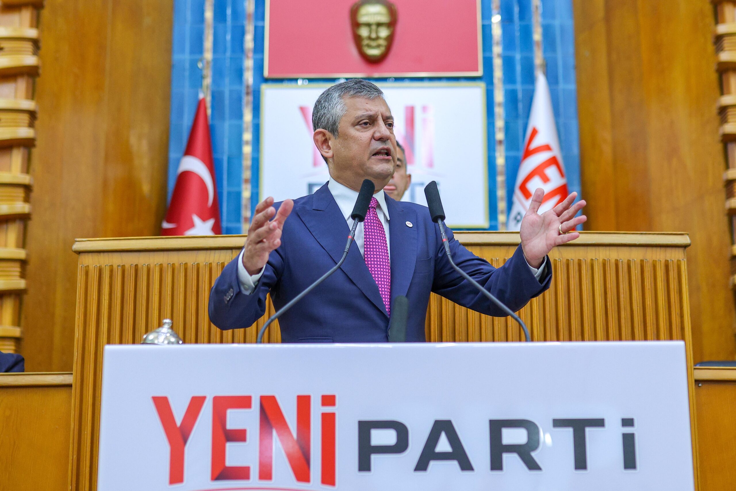 OZGUR OZEL YENI PARTIYI IKTIDAR OLSUN 1442628 429027 scaled
